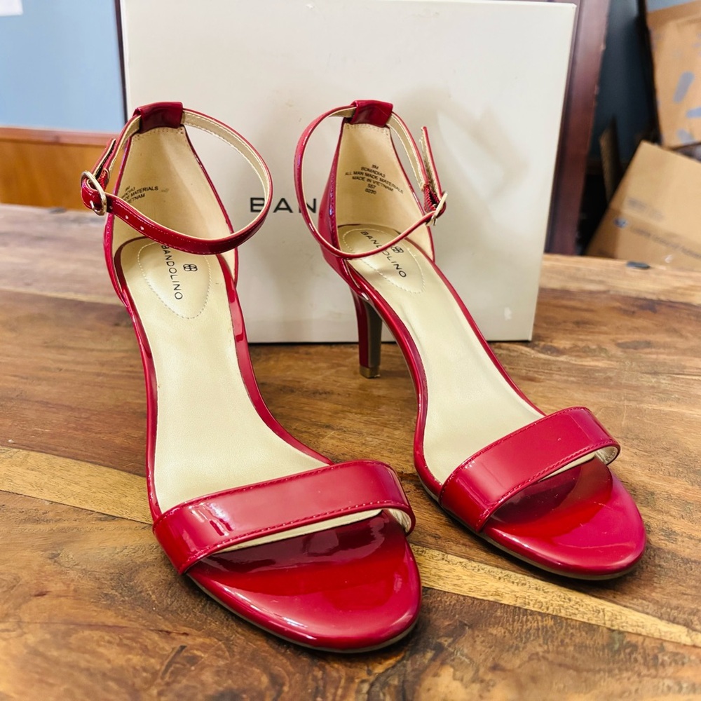 Bandolino Glossy Red Heels